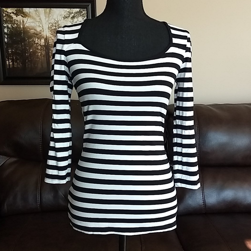 Guess Open Back Shirt Womens M Black White Striped Y2K 3/4 Sleeves Scoop Neck